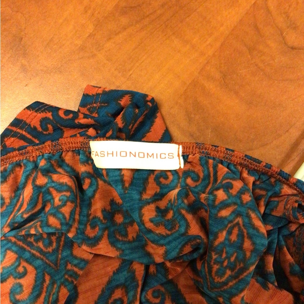 Multi-purpose blouse - Picture 5 of 6